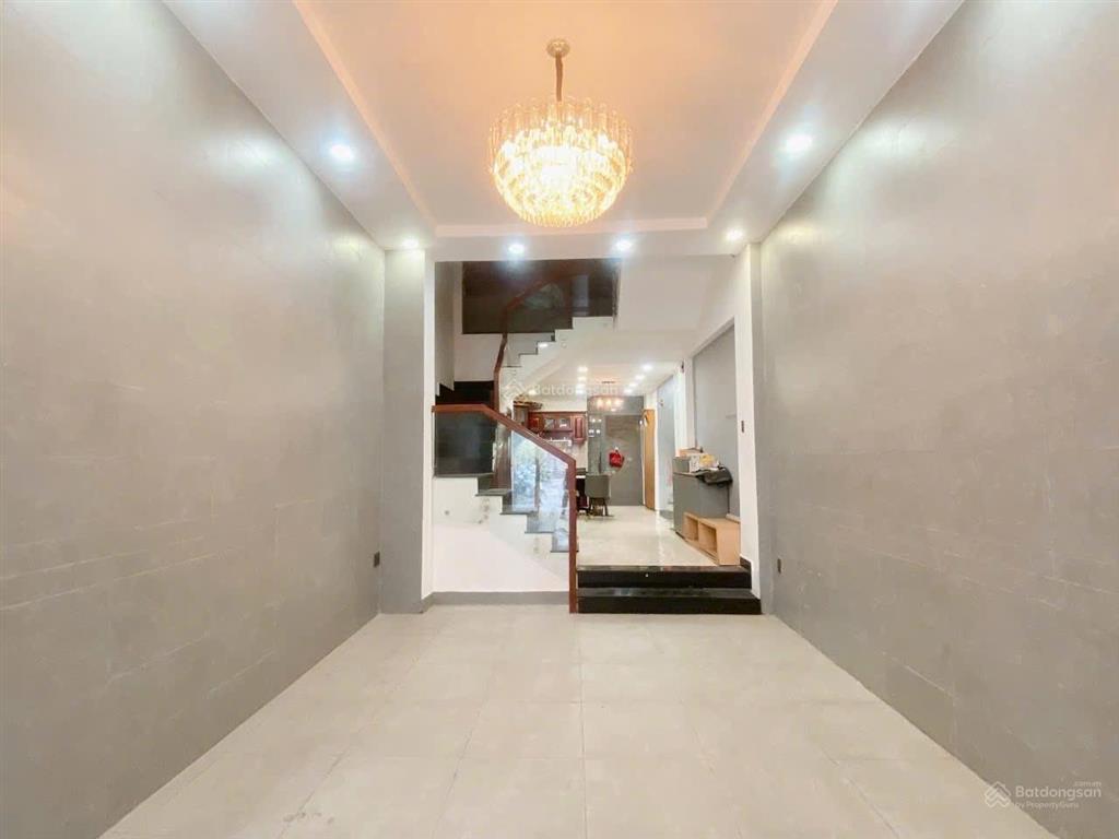 Hẻm 8m thông  trần văn ơn  tsn  tân phú  68m2  4tầng  10tỷ5,tl