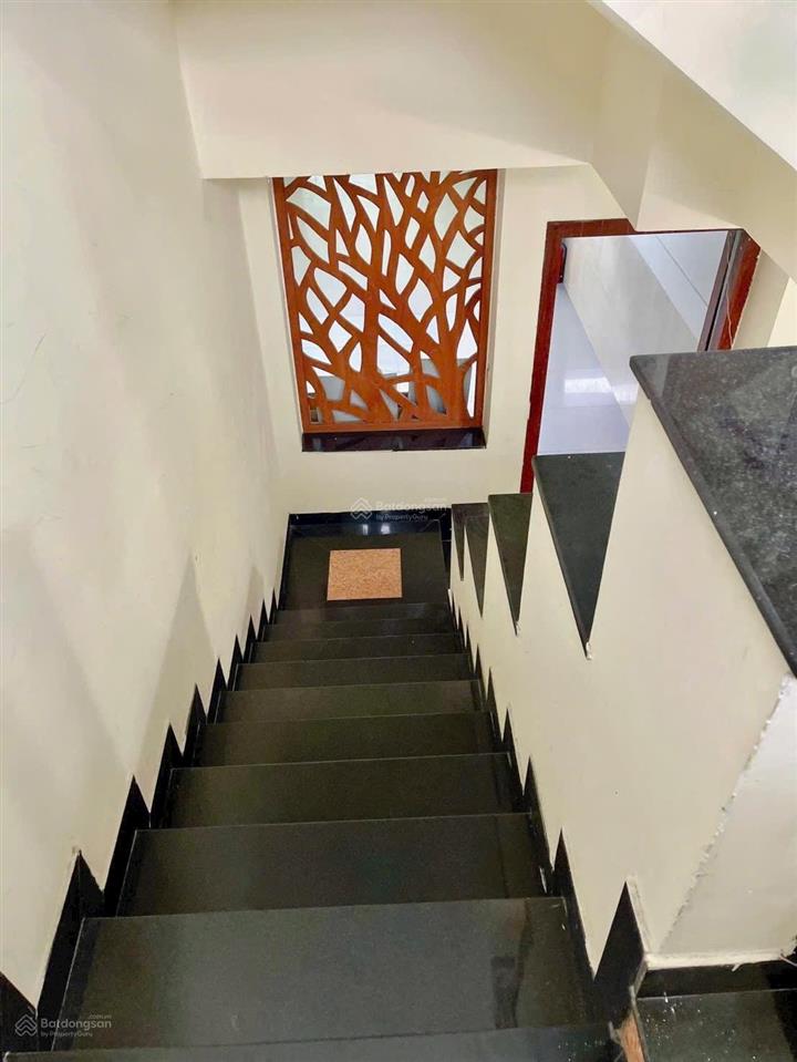 Bán nhà mặt tiền  dương văn dương  tân phú  70m2  5tầng  10tỷ.tl