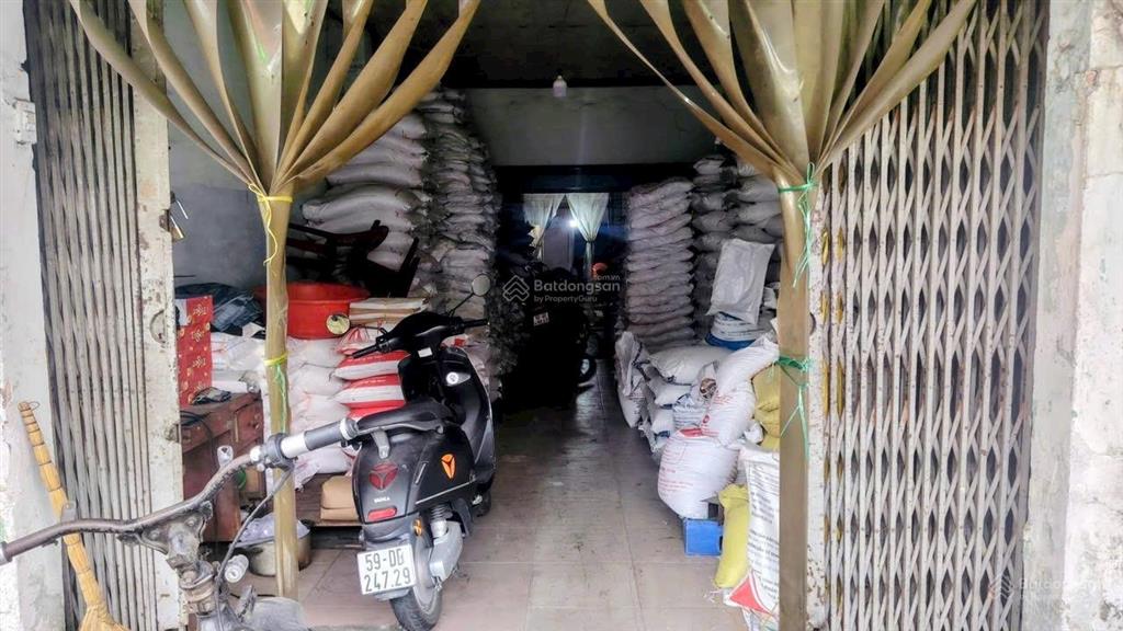 Mặt tiền  thoại ngọc hầu  tân phú  114m2  c4  9tỷ99. tl