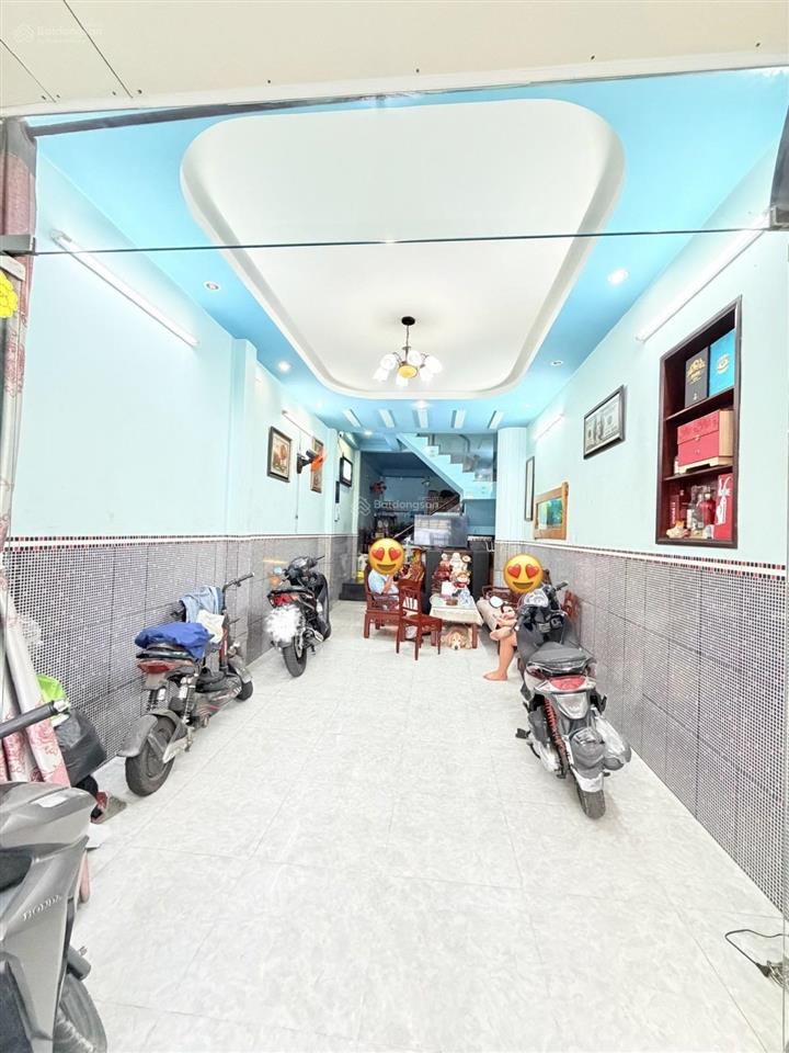 Mặt tiền cách mạng  tân thành  tân phú 61m2  4tầng  9tỷ6..,,tl