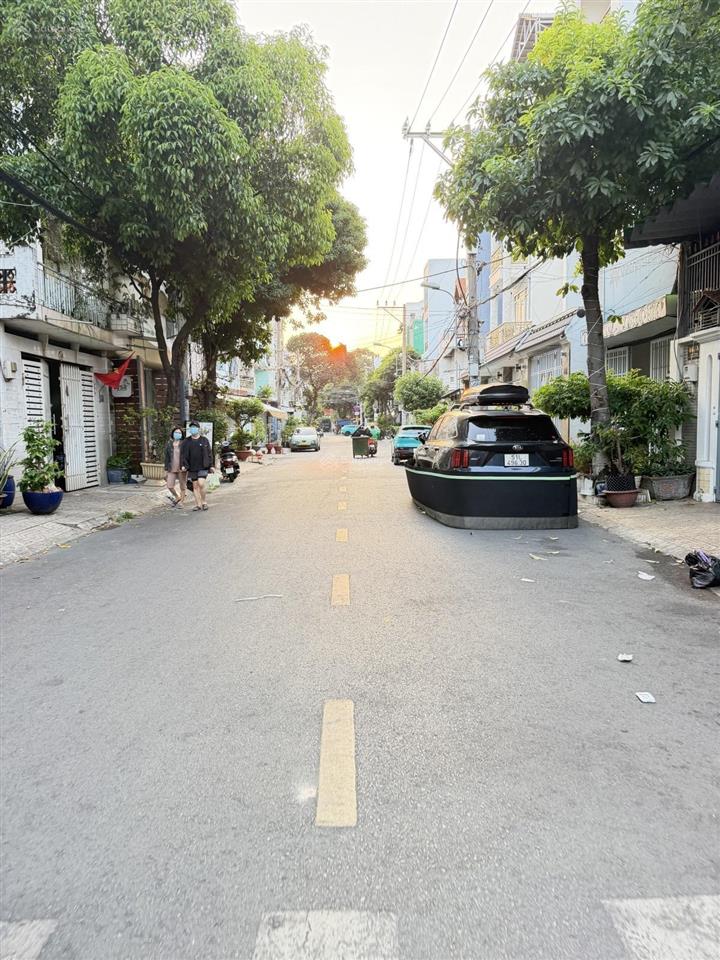 Mặt tiền cách mạng  tân thành  tân phú 61m2  4tầng  9tỷ6..,,tl