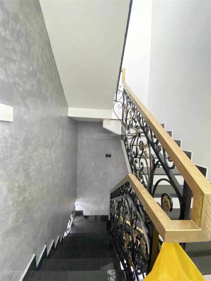 Nhà đẹp  sát mặt tiền kênh tân hoá  tân phú 65m2  4tầng  8tỷ9..tl