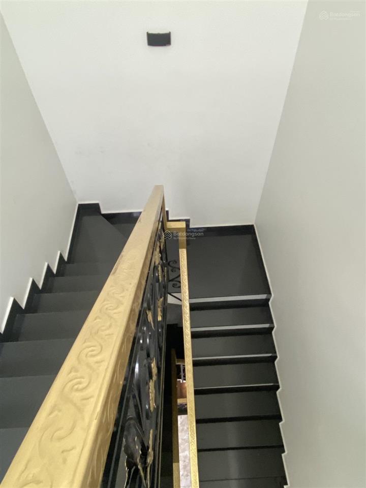 Nhà đẹp  sát mặt tiền kênh tân hoá  tân phú 65m2  4tầng  8tỷ9..tl