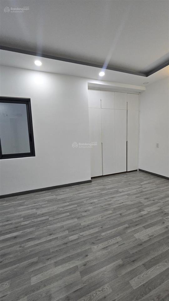 Nhà đẹp  nguyễn hữu tiến tân phú  57m2  3tầng  7tỷ5..tl