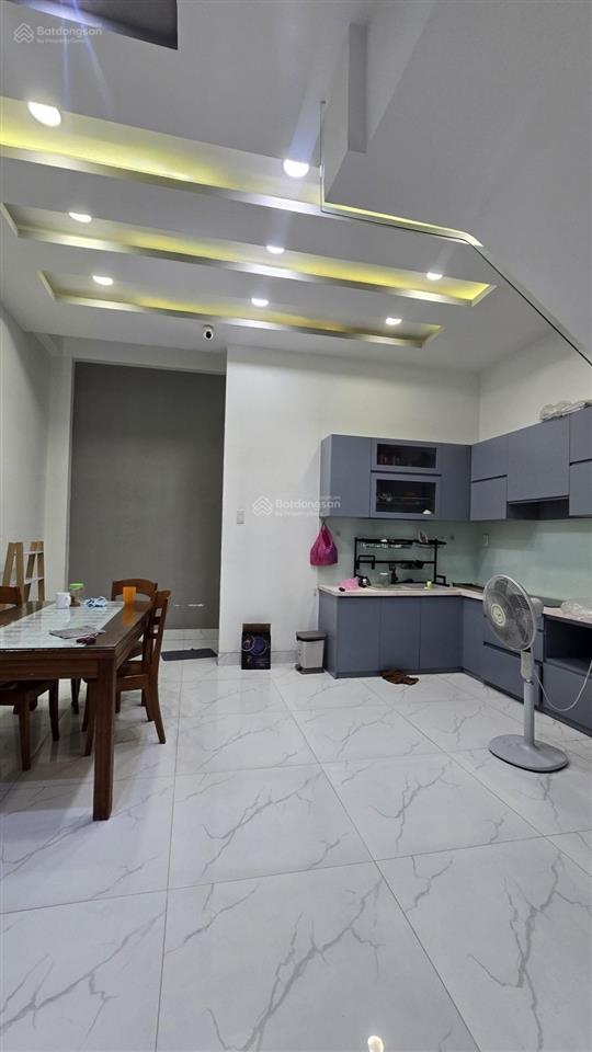 Nhà đẹp  nguyễn hữu tiến tân phú  57m2  3tầng  7tỷ5..tl