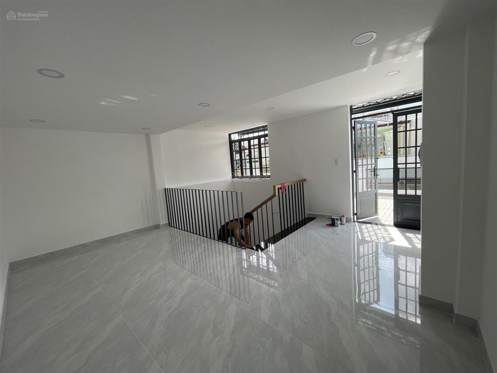 Nhà đẹp. hẻm xe hơi  đỗ công tường  tân phú  55m²  4 tầng  8 tỷ 7. tl