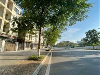 Cần bán shophouse h6 starlake 132m2 4 tầng