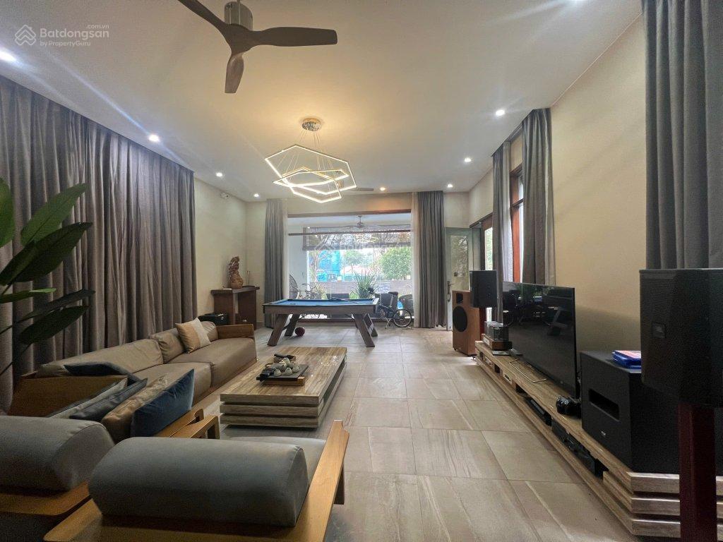 Bán biệt thự khu q ciputra dt 400m2