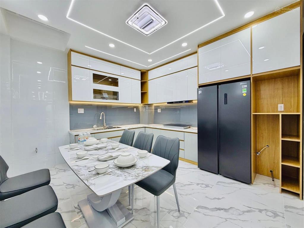 Bán nhà đẹp lê lợi, gò vấp, giá 4 tỷ 230 triệu, sở hữu ngay 2 phòng ngủ master, có hợp đồng thuê