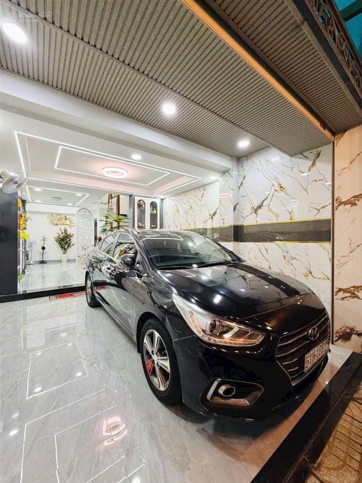 Chủ nhà chuẩn bị định cư nên cần bán gấp căn đường số 9, quận 7, ngay mặt tiền đường, giá chỉ 4 tỷ