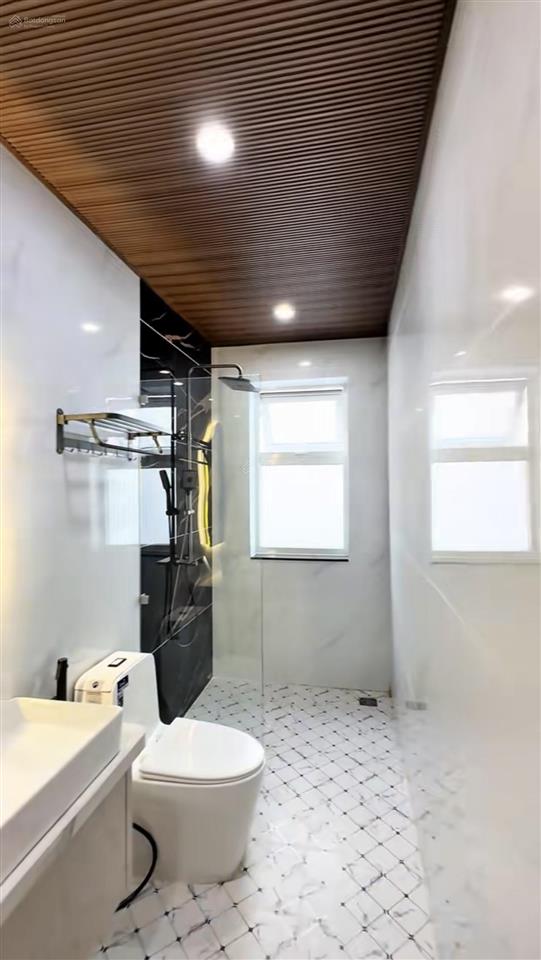 Không có căn thứ 2! nằm ngay huỳnh đình hai, bình thạnh/108m2. giá chỉ 4 tỷ 560 triệu,thuê 25 triệu