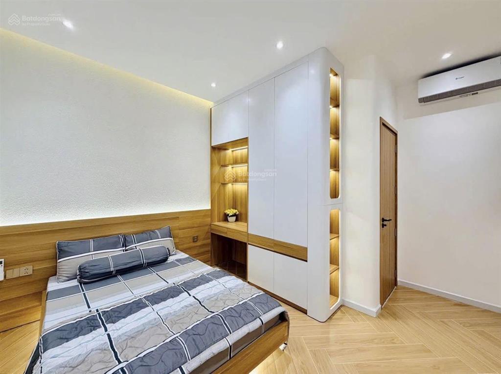 Nhanh tay sở hữu căn nhà ngay tân thành, quận 11. giá chỉ 3 tỷ 010 triệu/ 52m2, thuê 23 triệu