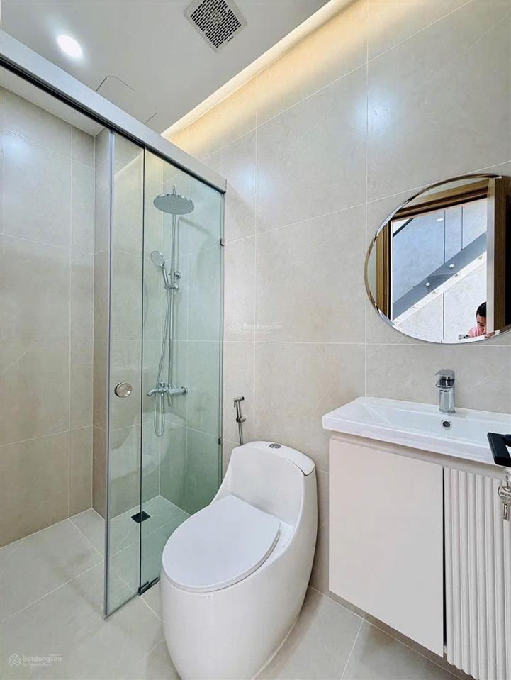 Nhanh tay sở hữu căn nhà ngay tân thành, quận 11. giá chỉ 3 tỷ 010 triệu/ 52m2, thuê 23 triệu