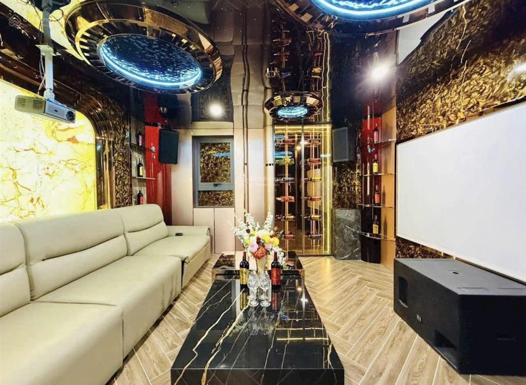 Chính chủ cần bán gấp căn nhà đường lê quang định, bình thạnh  giá 4,53 tỷ/ 72m2, dòng tiền 23 tr