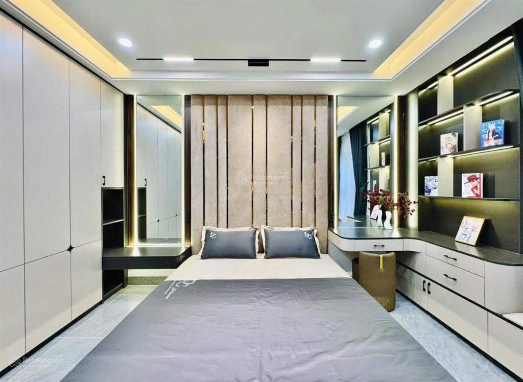 Chính chủ cần bán gấp nhà đường phạm thế hiển, quận 8  giá 4,98 tỷ/ 80m2  có dòng tiền 23 triệu