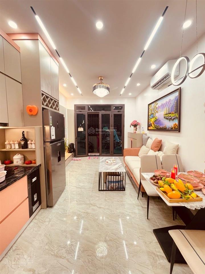 Bán nhà phố lĩnh nam, 31m2 x 5 tầng nội thất đầy đủ nhà đẹp về ở ngay 6,4 tỷ,  0961 579 ***