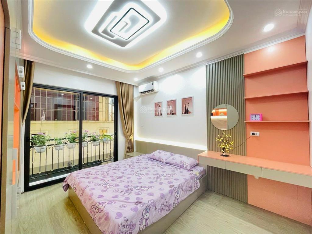Bán nhà phố lĩnh nam, 31m2 x 5 tầng nội thất đầy đủ nhà đẹp về ở ngay 6,4 tỷ,  0961 579 ***