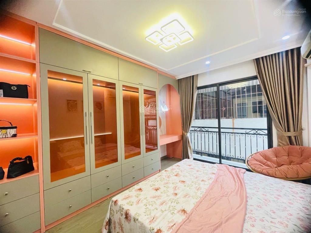 Bán nhà phố lĩnh nam, 31m2 x 5 tầng nội thất đầy đủ nhà đẹp về ở ngay 6,4 tỷ,  0961 579 ***