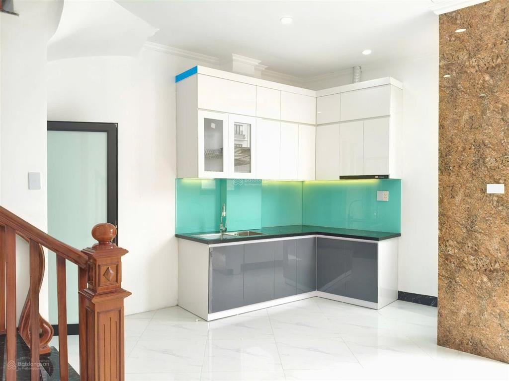 Bán nhà hàng xóm times city xây dựng riêng biệt 40m2 5,5t 6,8tỷ có bớt sổ đỏ riêng.  0961 579 ***