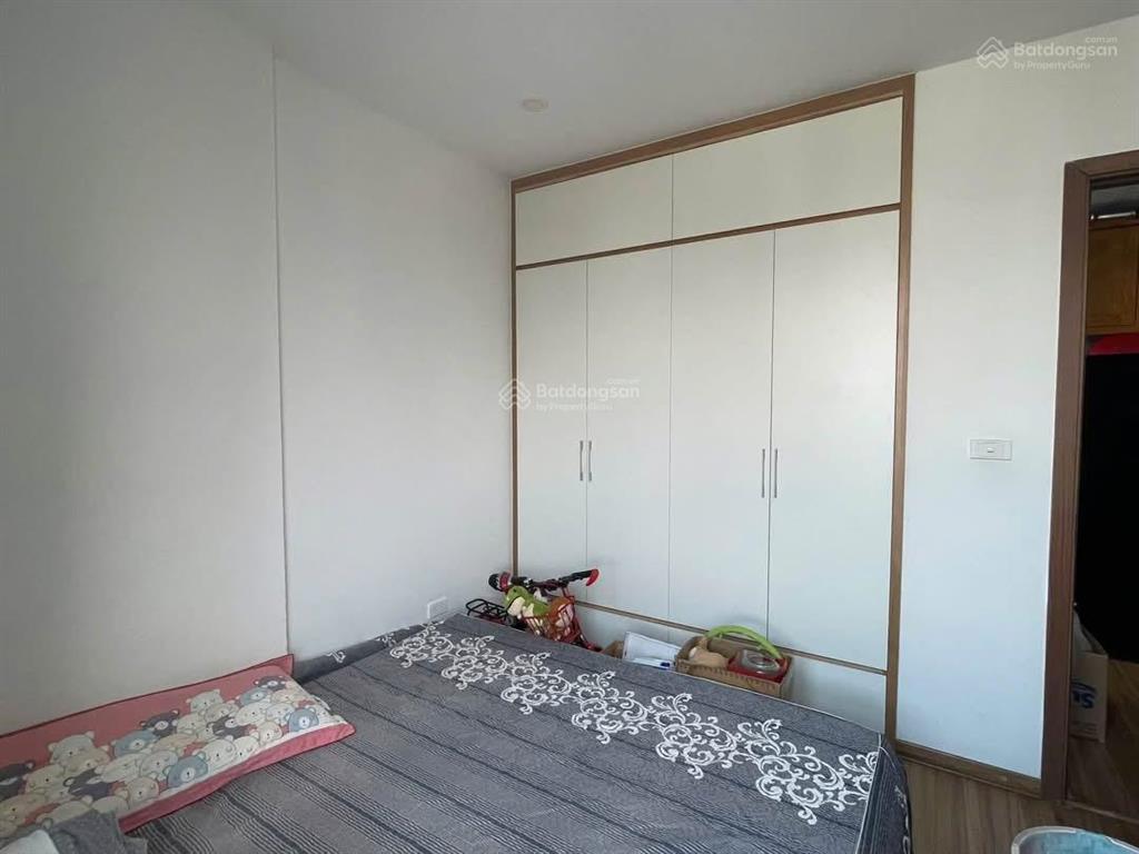 Sổ đỏ sang tên ngay full nội thất về ở luôn, 2 ngủ 2 vs, 4,15 tỷ vnd, 58,5m vs55m 0961 579 ***