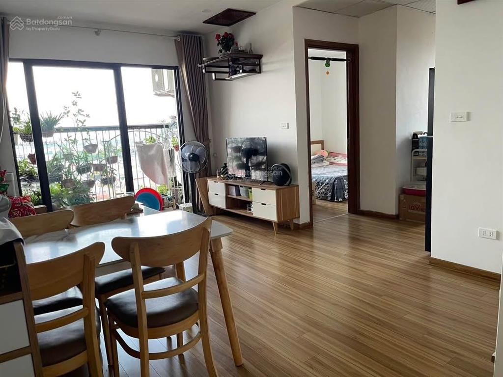 Sổ đỏ sang tên ngay full nội thất về ở luôn, 2 ngủ 2 vs, 4,15 tỷ vnd, 58,5m vs55m 0961 579 ***