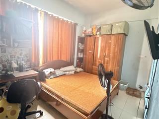 Bán chung cư đền lừ sổ đỏ chính chủ tầng trung, 2,95 tỷ, 56m2, 2pn, 1wc, nội thất đầy đủ 0961 579 ***