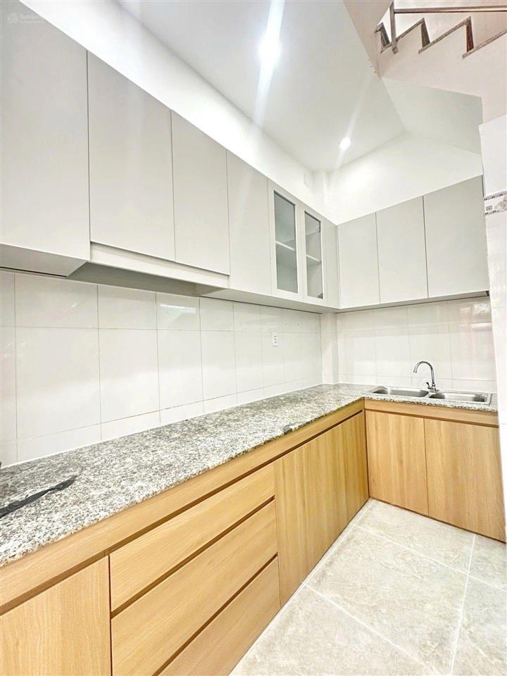 Bán nhà riêng tại 67 trần xuân soạn, 4,49 tỷ, 26 m2, đẹp, nhiều tiện ích