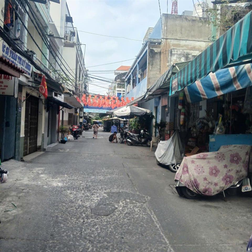 Bán gấp nr tại hẻm 28, âu dương lân, 49m2, 6,9 tỷ vnd