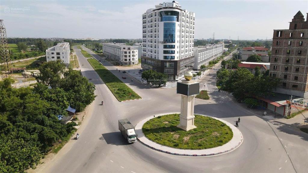 Chính chủ do đi nước ngoài bán gấp lô biệt thự 300m2 trung tâm xuân hòa xung quanh tiện ích có sẵn