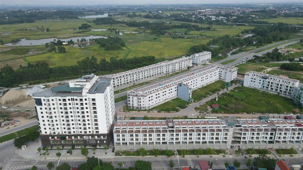 Chính chủ do đi nước ngoài bán gấp lô biệt thự 300m2 trung tâm xuân hòa xung quanh tiện ích có sẵn