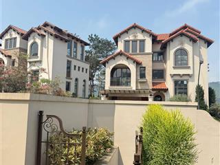 Chính chủ cần bán gấp bt song lập 263m2 giá chỉ 14,5 tỷ vẫn được vay lãi suất 0% và tặng nội thất