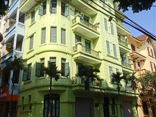 Bán nhà ngõ 68 cầu giấy, 56m2, 11 tỷ, thang máy, mặt tiền 6m, hồ điều hòa, nhà mới đẹp mê hồn