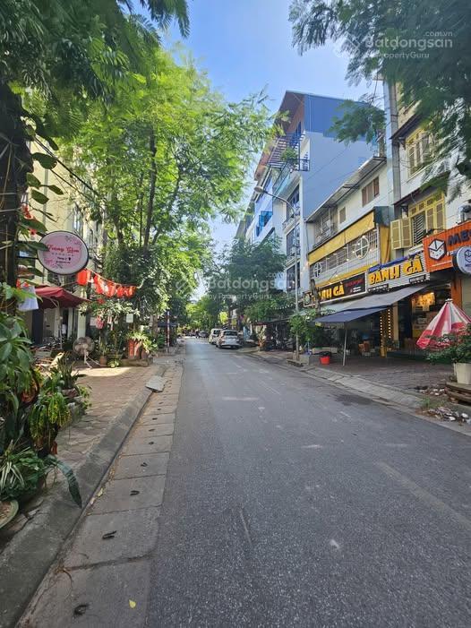 Bán nhà, chủ nhà bán kín, khúc thừa dụ, cầu giấy 46m2, thang máy, 11 tỷ, 45 chỗ đón đầu ngõ