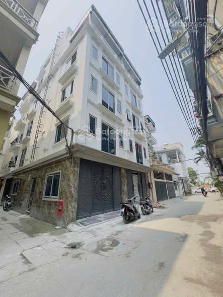 Bán nhà, chủ nhà bán kín, trần quý kiên, cầu giấy 45m2, thang máy, 11 tỷ, 45 chỗ đón đầu ngõ