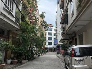 Bán nhà, gần 106 hoàng quốc việt, cầu giấy 48m2, hơn 12 tỷ , 2 thoáng, 6 ngủ, ô tô ngủ cạnh cửa