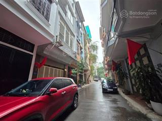 Bán nhà nguyễn khánh toàn, cầu giấy, 52m2, hơn 12 tỷ, thang máy chờ 450kg, mặt tiền 6m