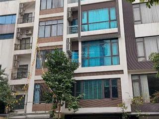 Bán nhà sát nguyễn văn huyên, cầu giấy 48m2, 12 tỷ, thang máy, view hồ tây, công viên nghĩa đô