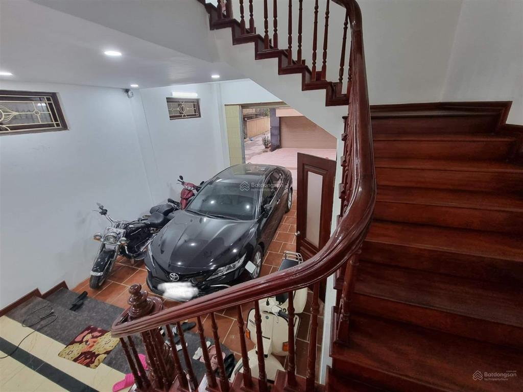 Bán nhà, phân lô trần quý kiên, cầu giấy 60m2, 20 tỷ, thang máy, văn phòng, vỉa hè, 45 chỗ đỗ