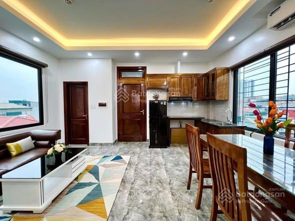 Bán nhà nguyễn khánh toàn, cầu giấy, 55m2, 14 tỷ, thang máy, ô tô, lô góc, đẹp long lanh, ở luôn