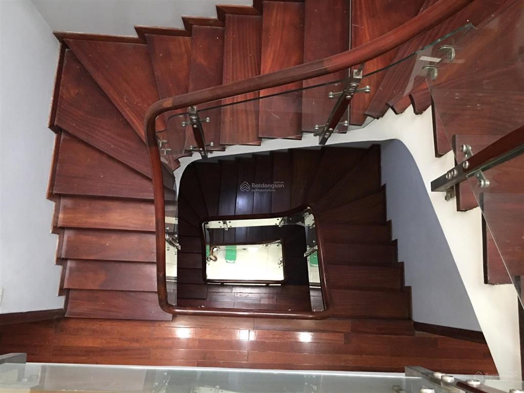 Bán nhà nguyễn khánh toàn, cầu giấy, 58m2, 11 tỷ thang máy chờ 450kg, mặt tiền 6m, 3 thoáng