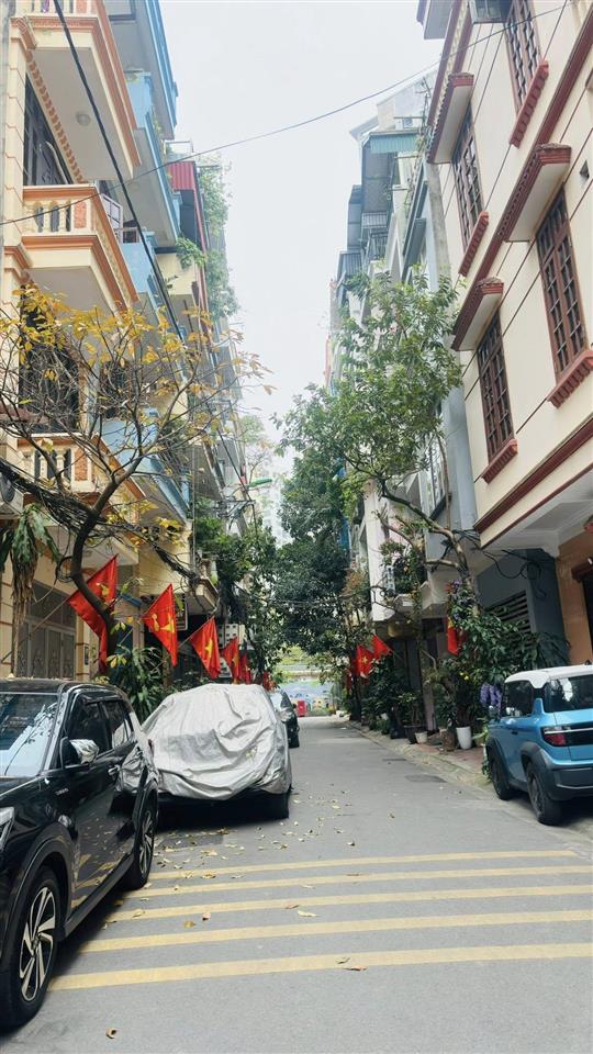 Bán nhà, khúc thừa dụ, cầu giấy 51m2, thang máy, 10 phòng hơn 12 tỷ, đi bộ công viên cầu giấy