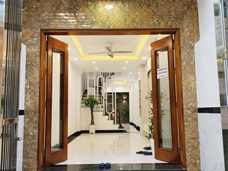 Khương trung 55m2 4 tầng, chỉ 8.95 tỷ, giá rẻ luôn, nhà đẹp dân xây, ảnh chuẩn, chủ ưu ái khách ở