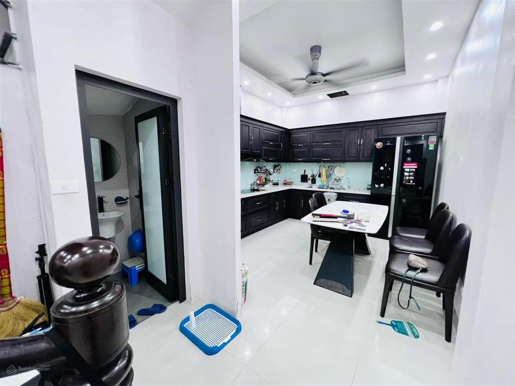 Bán nhà quan nhân, ngõ thông, 30m ra ô tô, gần phố, 35m2*4t full nội thất hàng chất