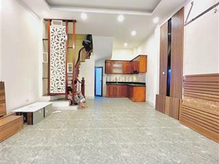 Bán nhà đường nguyễn trãi, ngõ ba gác, 50m ra phố, 36m2*5 tầng 4,5m mặt tiền