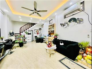 Bán nhà khương đình, 15m ra phân lô ô tô tránh đỗ, ba gác tận cửa, 4.3m mặt tiền, nhà đẹp ở ngay