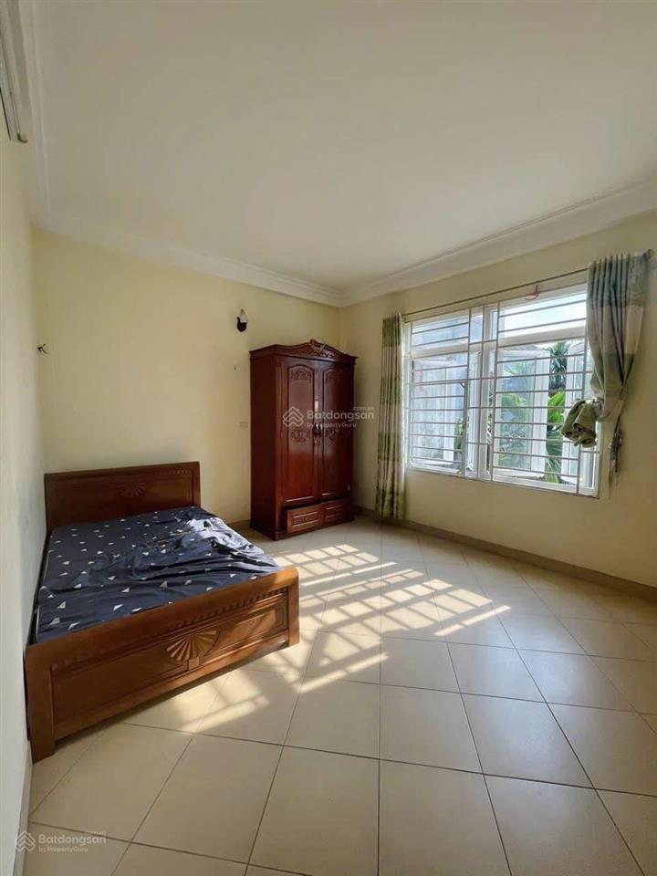 Quan nhân, 30m ra ô tô tránh, trước nhà đá bóng, 4.3m mặt tiền thông số vàng, nhà đẹp dân xây