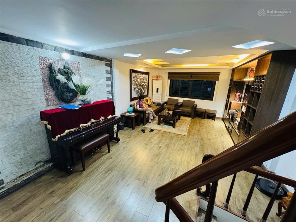 Bán nhà hồ hạ đình, 30m ra phố, ngõ thông, 5 tầng 4,3m mặt tiền nhà đẹp ở ngay