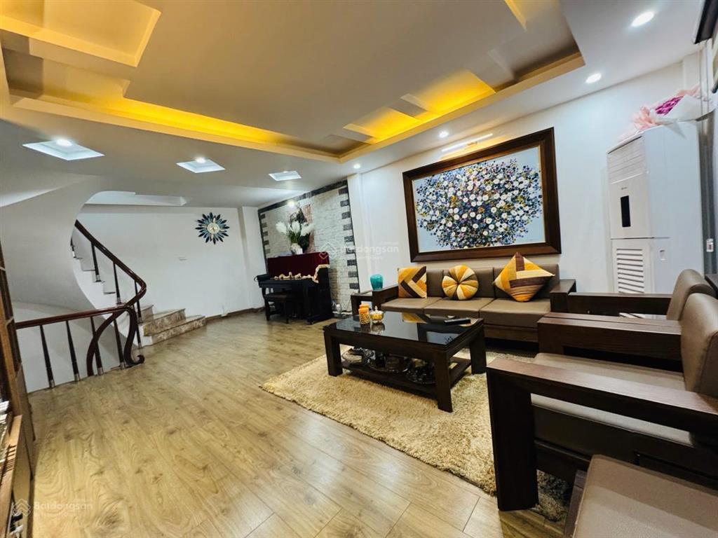 Bán nhà hồ hạ đình, 30m ra phố, ngõ thông, 5 tầng 4,3m mặt tiền nhà đẹp ở ngay