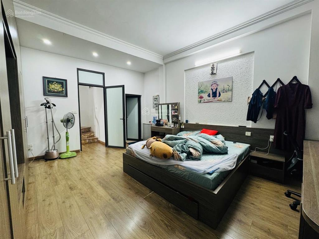 Bán nhà hồ hạ đình, 30m ra phố, ngõ thông, 5 tầng 4,3m mặt tiền nhà đẹp ở ngay