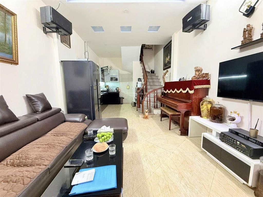 30m ra phố thượng đình, ba gác đỗ cửa, 33m2 x 6 tầng, 3.7m mặt tiền, nhà đẹp ở ngay